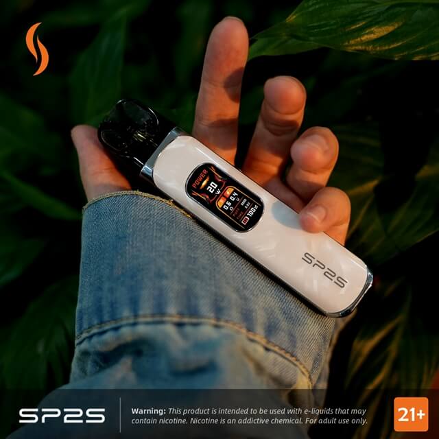 SP2S URANUS Pod System with 1000mAh long-lasting battery, 0.96″ dual-sided LCD, and Two different resistance atomizer cartridges.