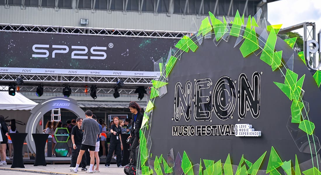 SP2S Vape In Neon Music Festival 2025 Live